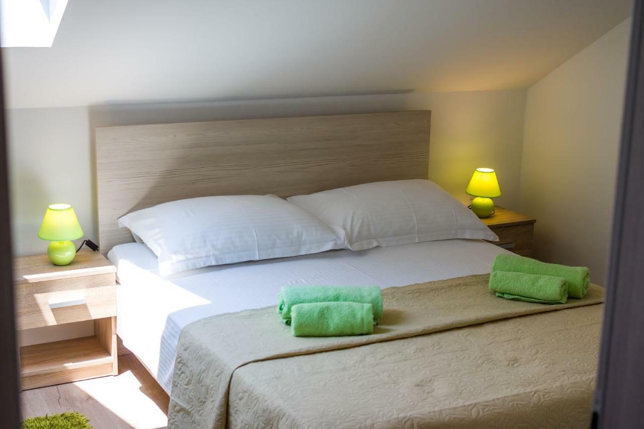 Apartman Iva Zara Екстериор снимка