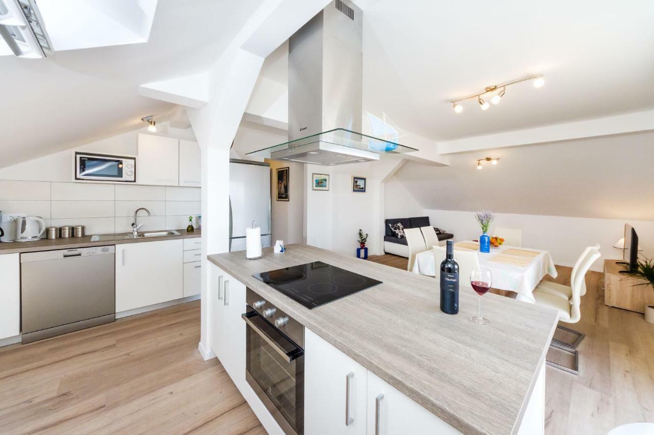 Apartman Iva Zara Екстериор снимка