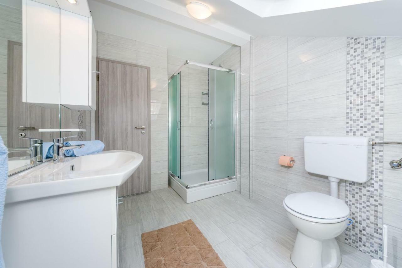 Apartman Iva Zara Екстериор снимка