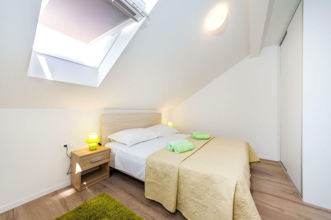 Apartman Iva Zara Екстериор снимка